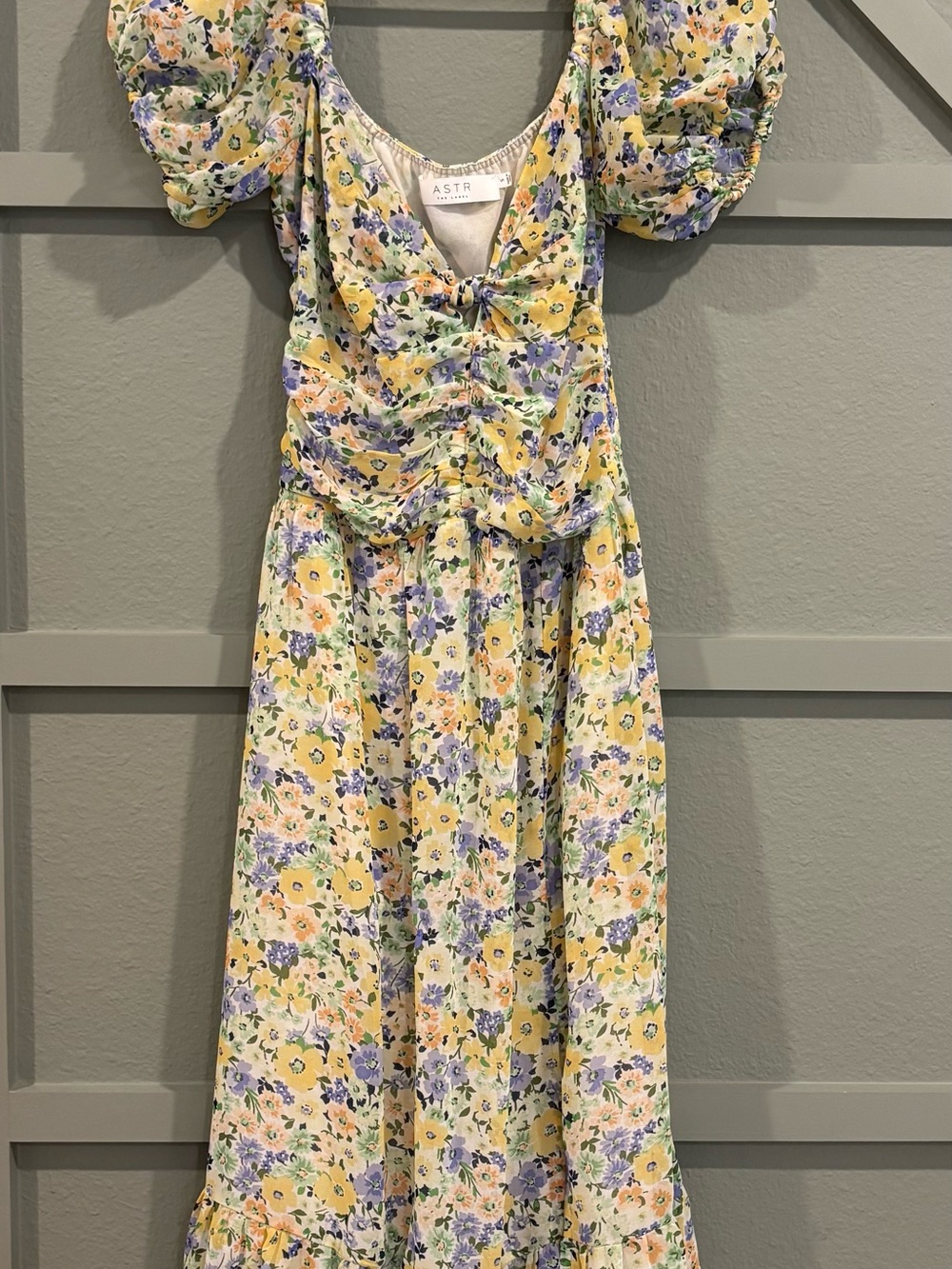 Astr Yellow Floral Puff-Sleeve Midi Dress